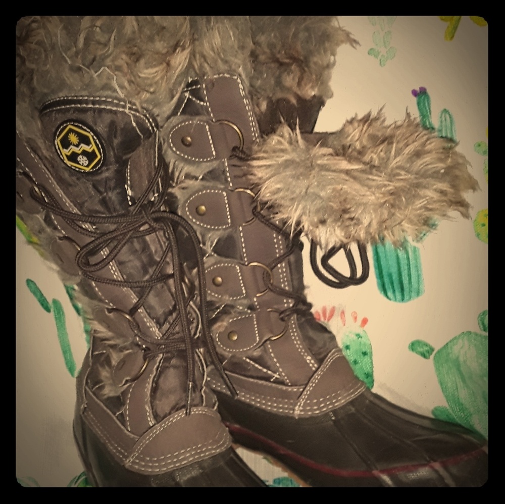 Khombu brown snow boots